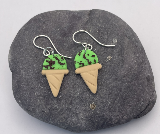 Mint choc chip ice cream cone dangles