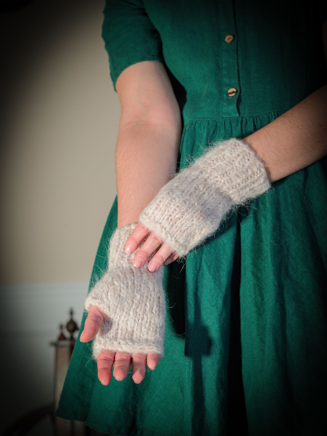 Mitaines Beige alpaga et mérinos et soie tricotées à la main en France
