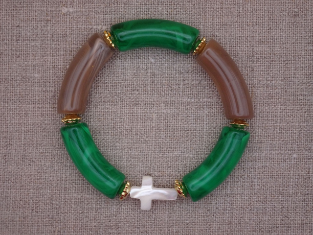 Bracelet croix en nacre, vert et taupe