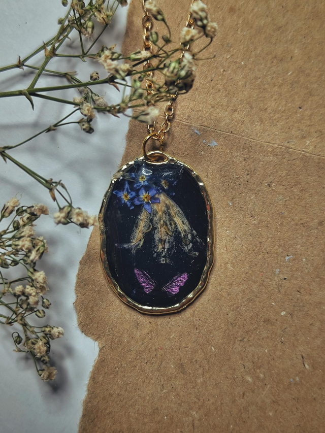 Dancing in Darkness Necklace