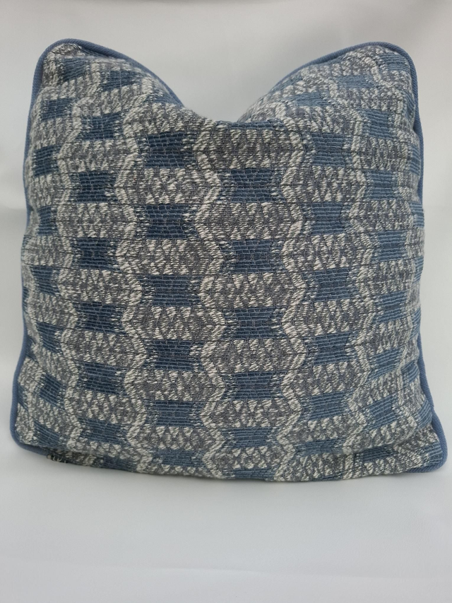 Cushion cover - Colefax and Fowler's Casey 