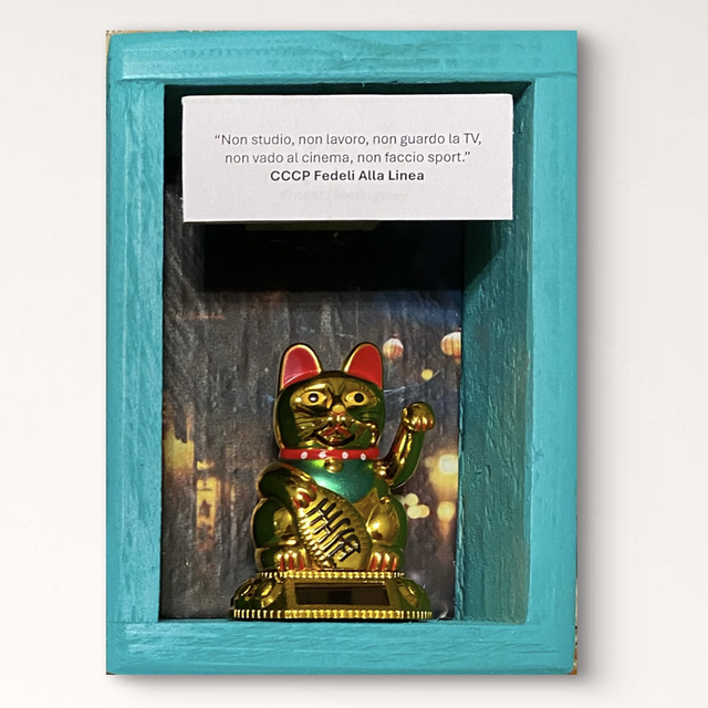 LUCKY BOX (Maneki-Neko)