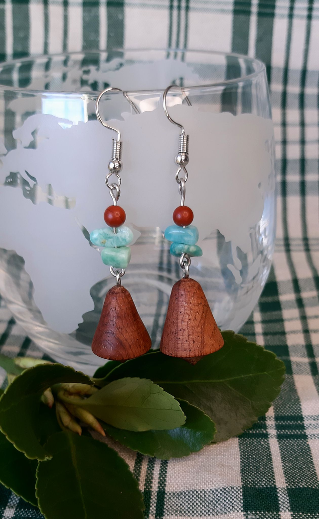 Boucles d'oreilles bois et perles naturelles