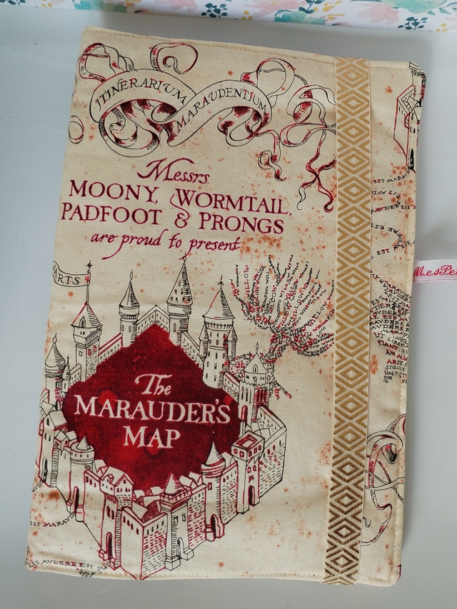 Protège carnet de santé - Carte Sorcier célèbre