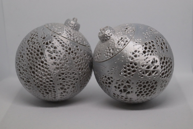 Metallic Tealight Christmas Bauble 