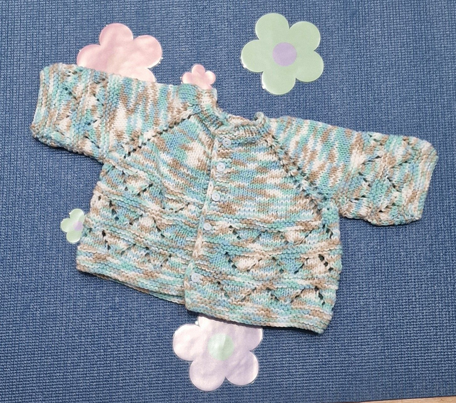 Süsse Baby-Strickweste – 100% Hypoallergen 3-6 Monate