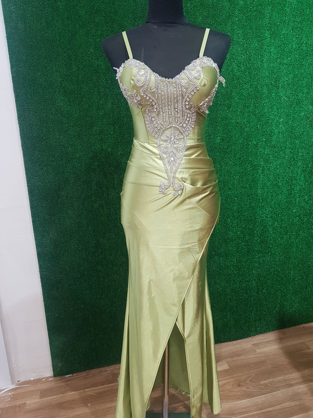 Traje en Cristal