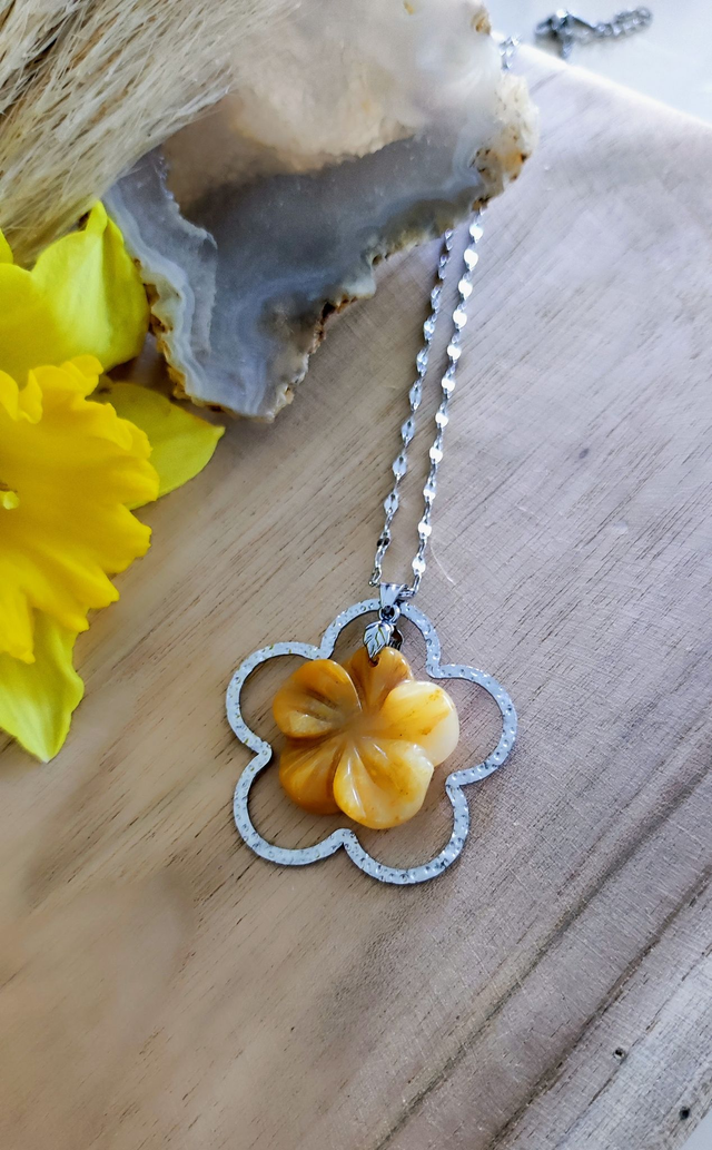 Collier "Flower" Calcite orange