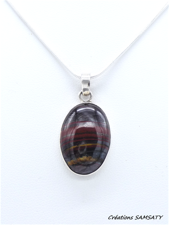 Pendentif en Œil de Taureau