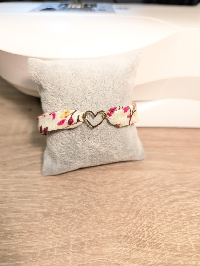 Bracelet coeur romantique 