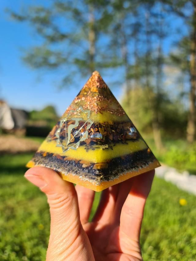 Pyramide Chakra plexus solaire