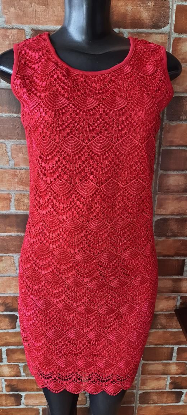 Vestido Vermelho Rendado