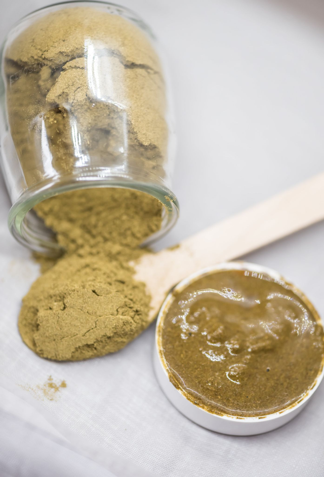 Henne Colorant 200 G