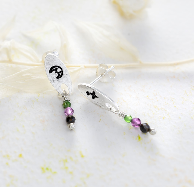 Pendientes luna y estrellas con turmalinas hechos a mano en plata 925.