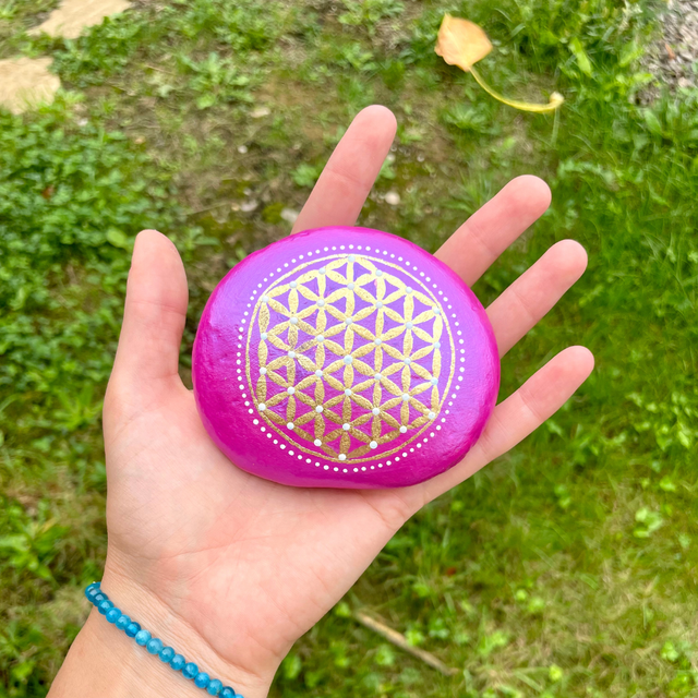 Fleur de Vie rose iridescent