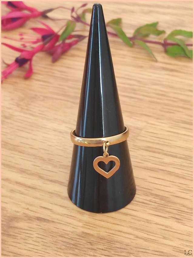 Bague réglable 3mm, acier inoxyable doré, avec breloque