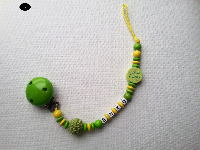 Attache Tétine  bois suite