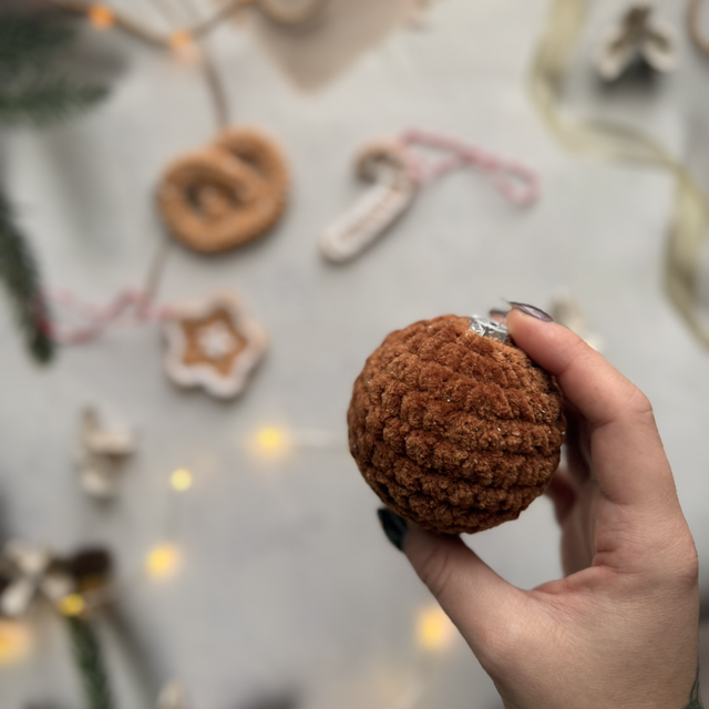 Boule de Noël à paillettes 