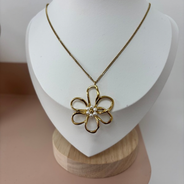 Collier Mina