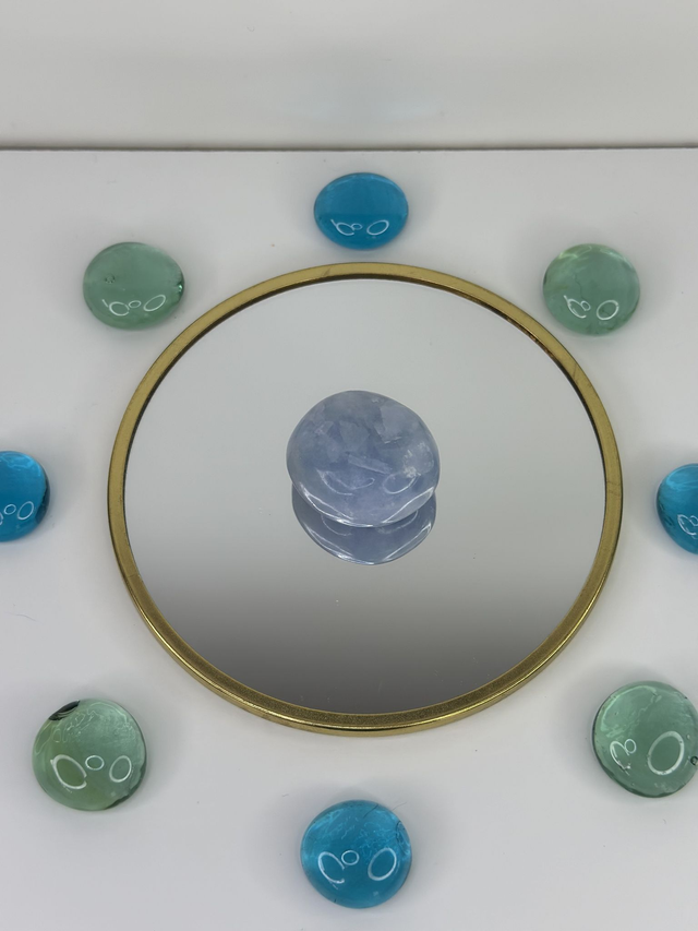 Calciet blauw trommelsteen