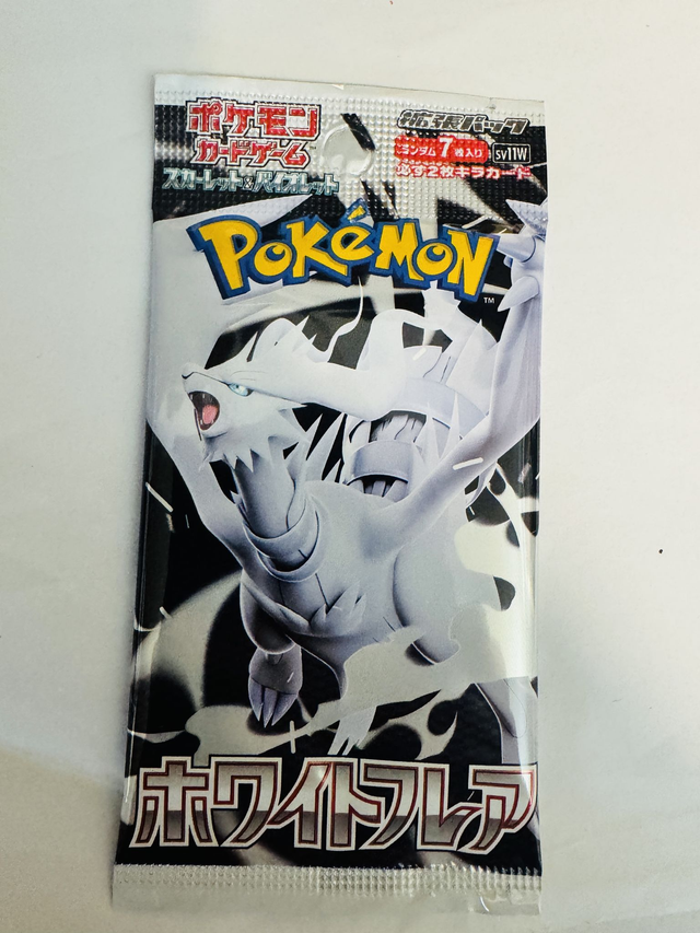Pokémon TCG: White Flare Sv11W Booster pack
