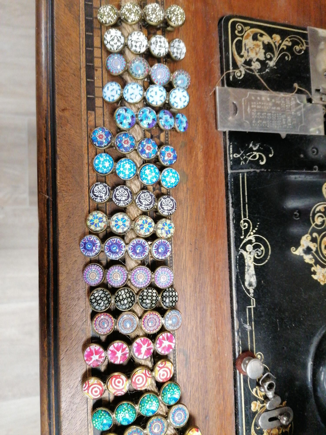 Barrette 4 Cabochons Clip