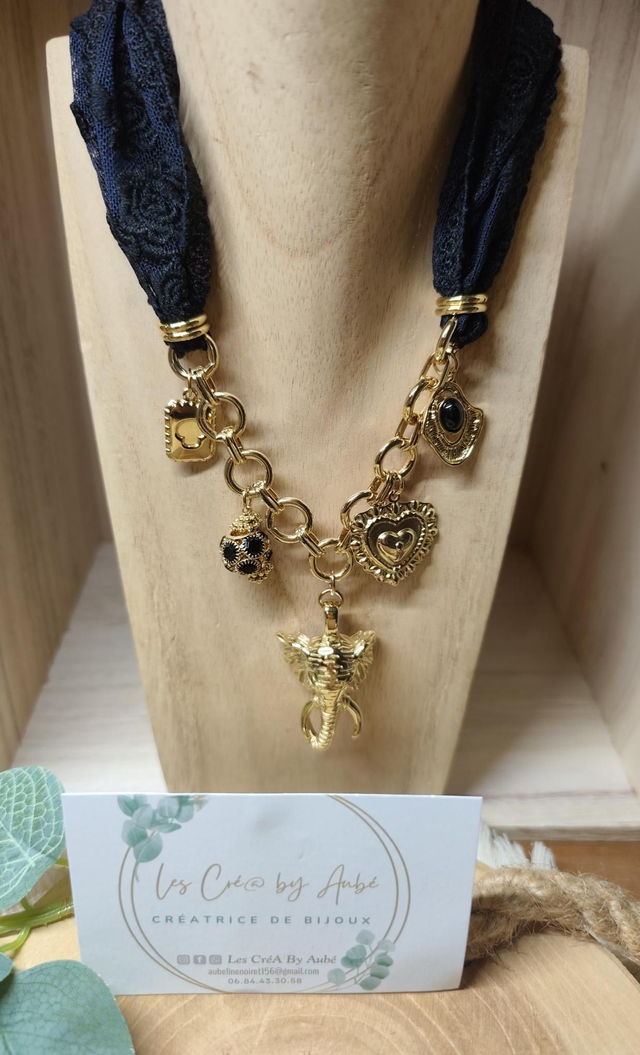 COLLIER BIG BRELOQUES/ ELEPHANT GOLD/ DENTELLE MARINE/NOIRE 0000615