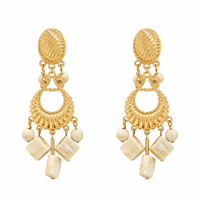 Pendientes marfil dorado 