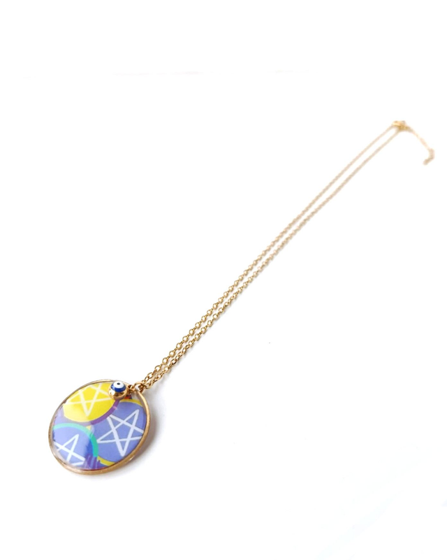 Chaîne avec Pendentif Upcyclé en Carte de Tarot Recyclée - Pentagramme Protecteur