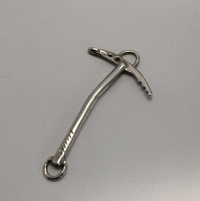 Piolet à monter en bracelet ou pendentif