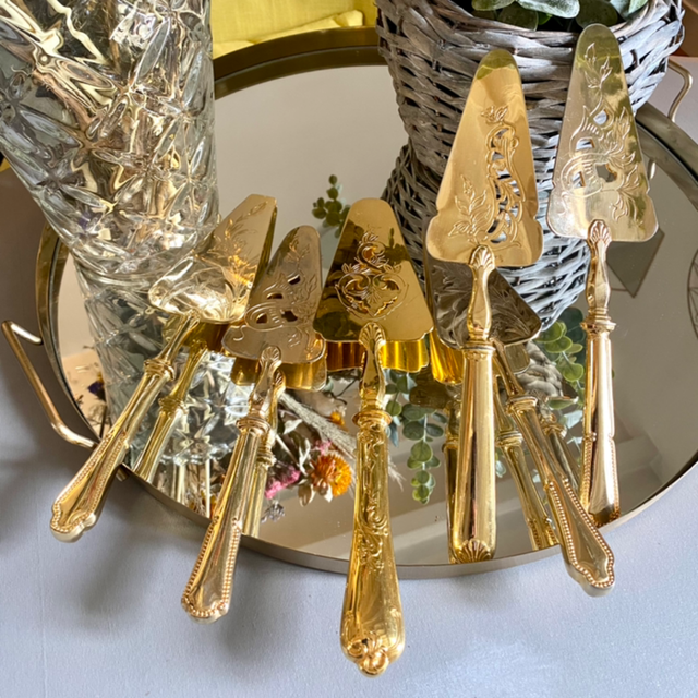 Pelle À tarte Dorée VINTAGE