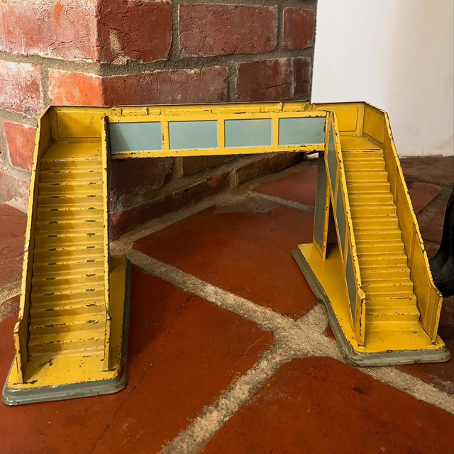 Vintage Bing 3-piece Tinplate Model Railway Footbridge “O” Gauge  