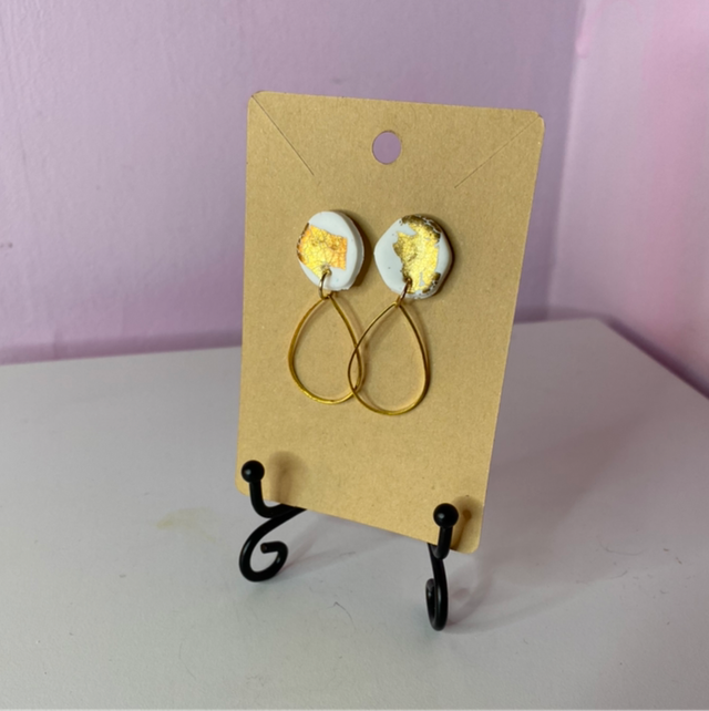 White/ Gold Earrings With Small Teardrop Accessories 