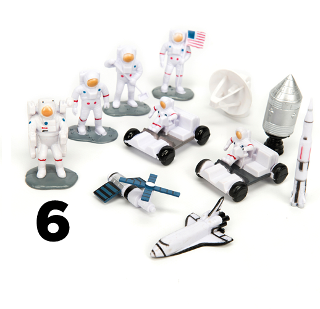 6 Space micro figure Toys (chosen at random but includes 3 x astronauts) includes delivery