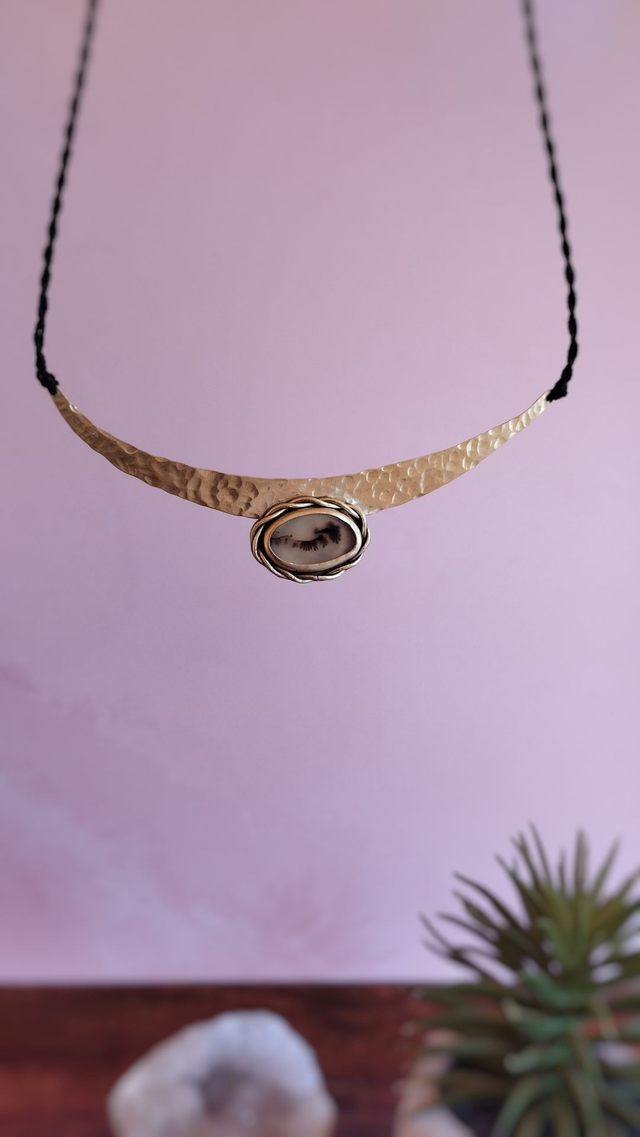 Collier Minerva