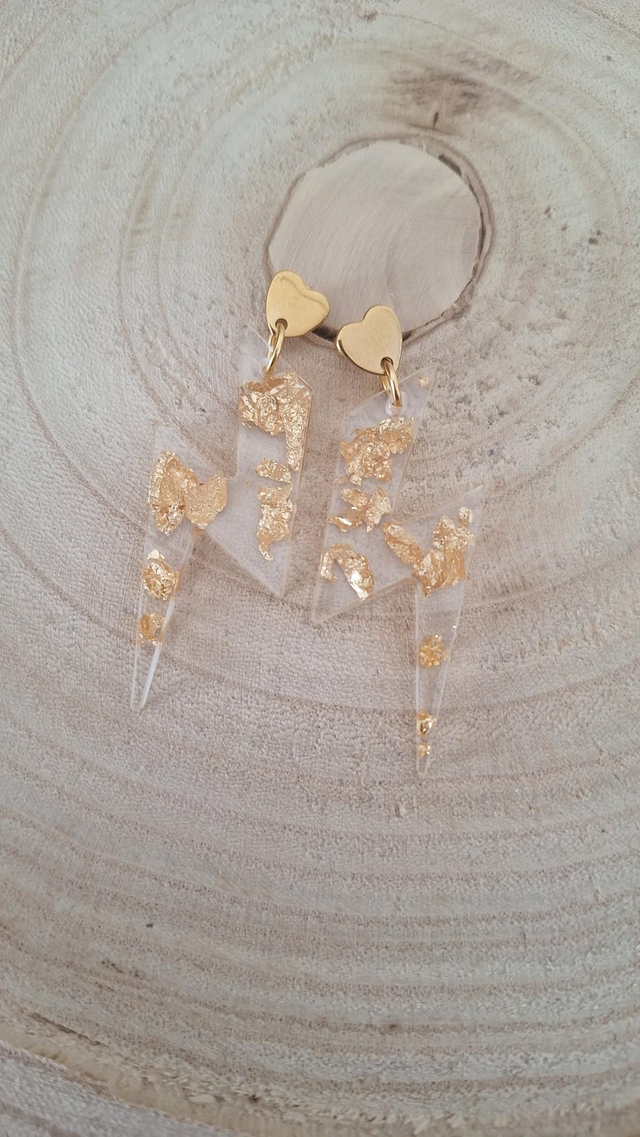 Boucles d&#039;oreilles cœurs éclairs feuilles d&#039;or 