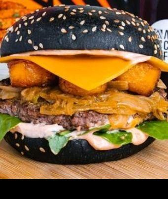 Burger evidence + 1 accompagnement inclus: frites de patates douces