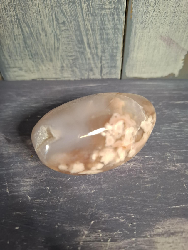 Flower Agate Palmstone 