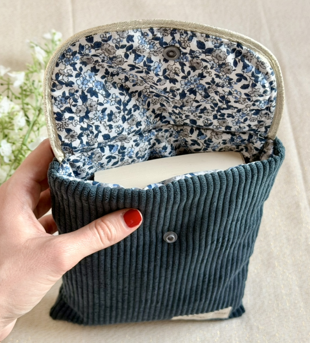 Pochette à livre Marine - Format POCHE