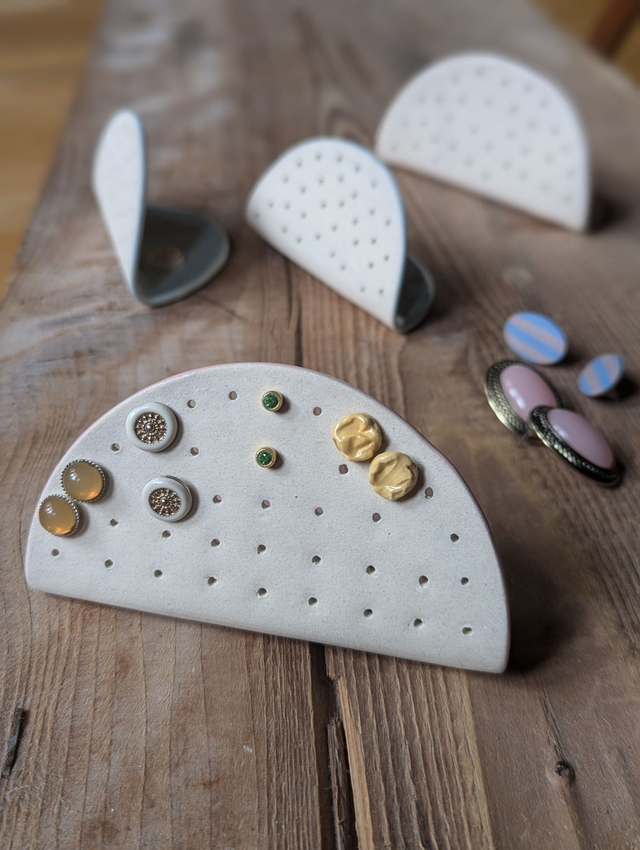 Range boucles d'oreilles