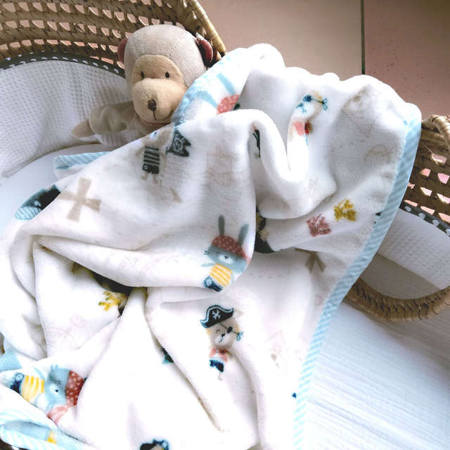 Couverture doudou personnalisable petit pirate