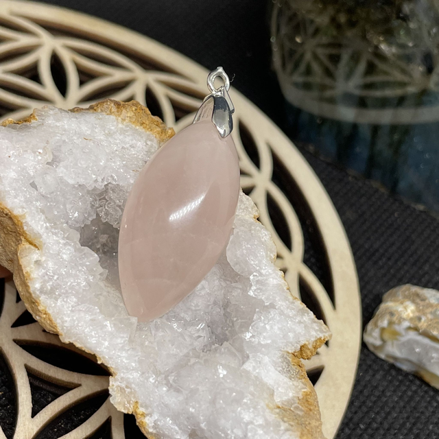 🌸 QUARTZ ROSE