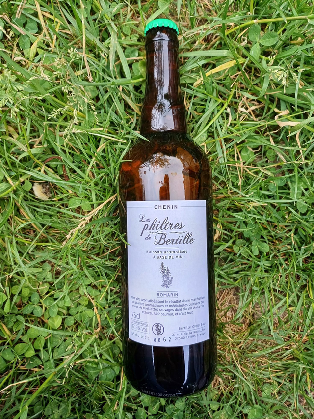 Vin blanc aux jeunes pousses de romarin 75cl 