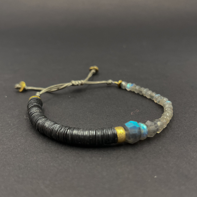 Bracelet en labradorite et disques en bois