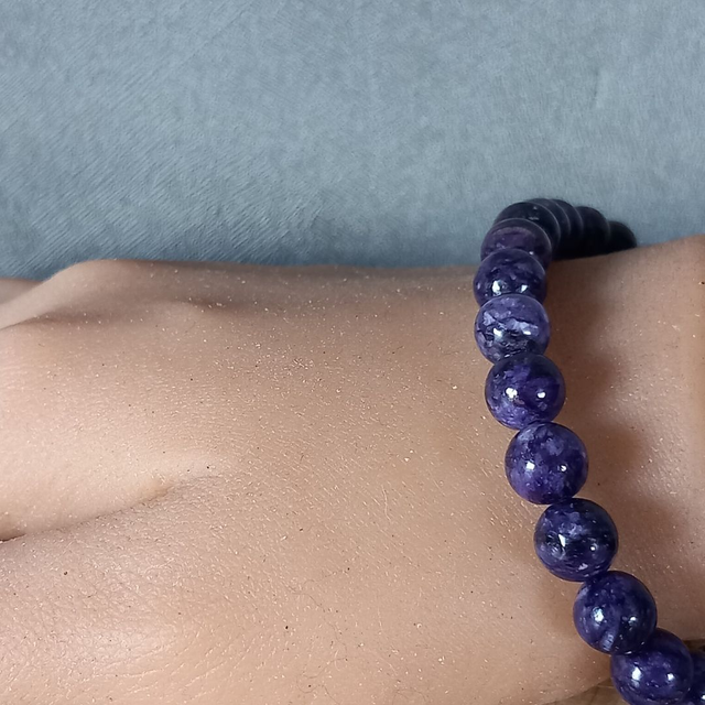 Bracelet ajustable en Charoïte