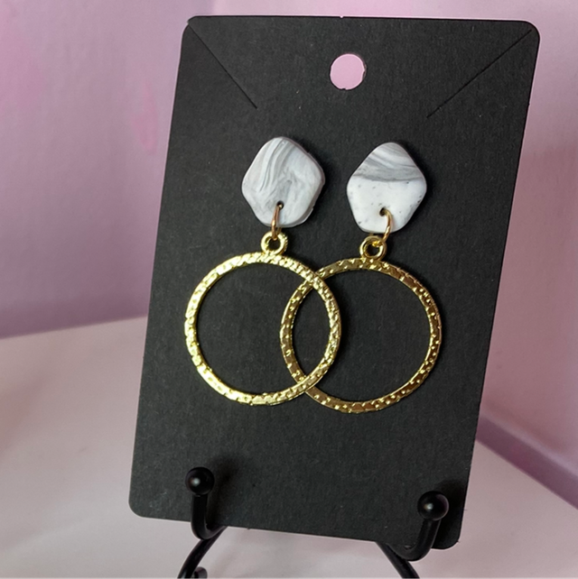 White Marble Earrings With Gold Circular Accessories 