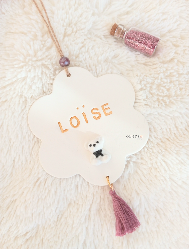 Décoration en argile avec pompon & petit ours (personnalisable)