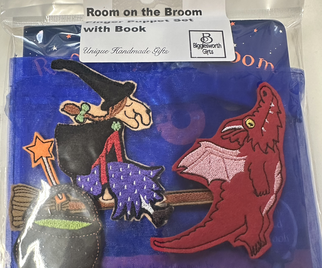 Room on the Broom Finger Puppet Set