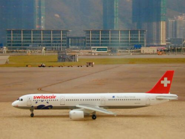 Swissair A321-111 &quot;Qualiflyer Logo&quot; (HB-IOH), 1:400, Dragon Wings