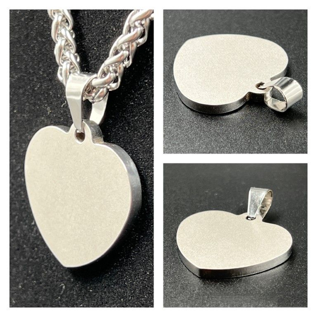 HummDesign Hartje 3mm dik inclusief collier van 5mm Stainless Steel 316L.
